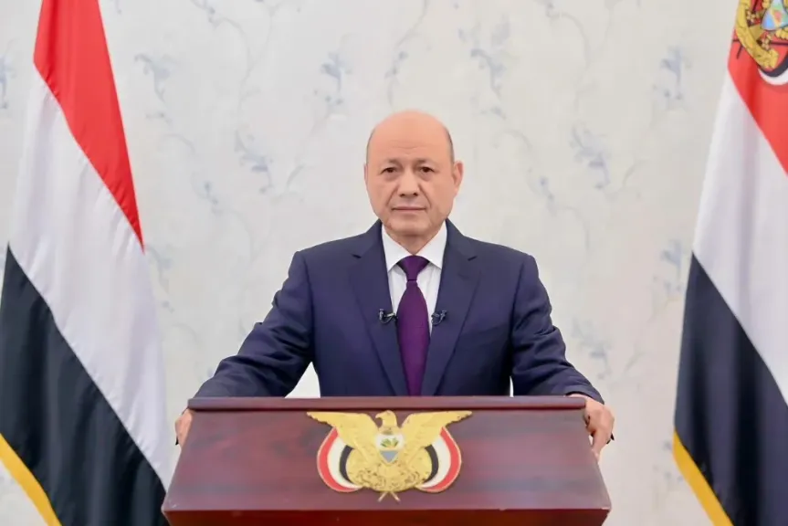 قرارات رئاسية بتعيين قيادات عسكرية بوزارة الدفاع والزنداني يسلم قائمة حكومته الجديدة للرئيس العليمي